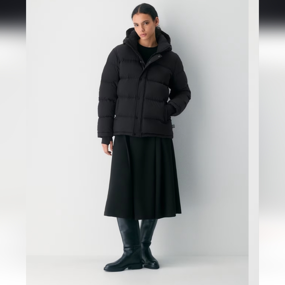 NWT The Super Puff cliMATTE size Medium